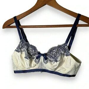 Amoena Womens Giselle Wire Free Bra 36A